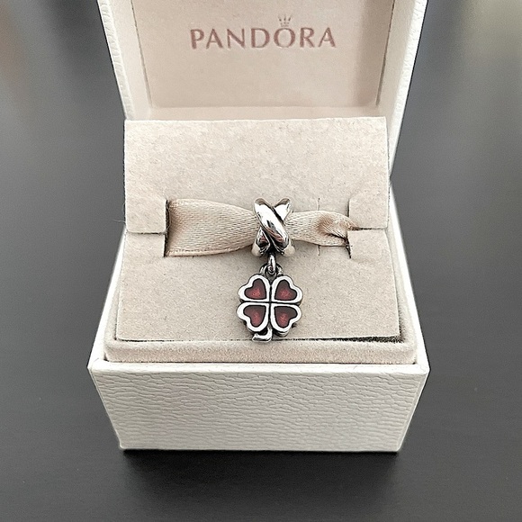Pandora Four Leaf Clover Dangle Charm - Picture 1 of 4